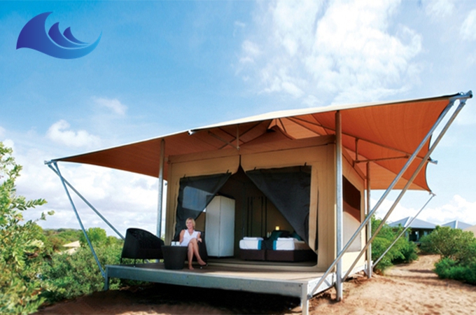 Light Luxury Tent Hotel