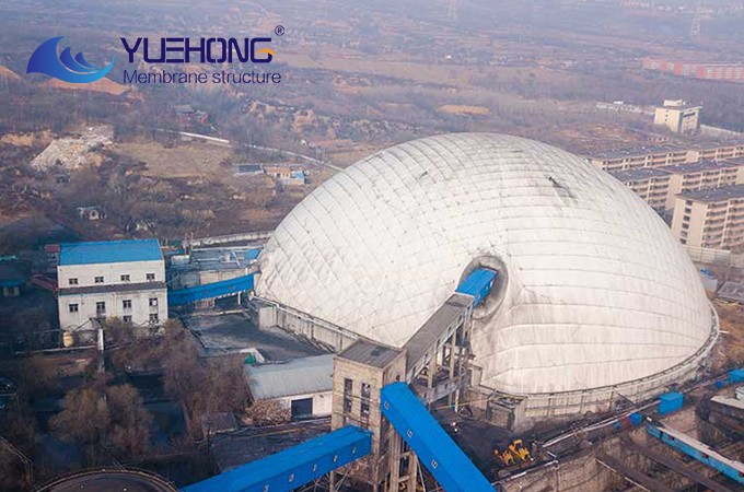 Air-supported membrane coal shed