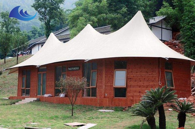 Hotel tipo carpa