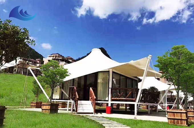 Hotel tipo carpa