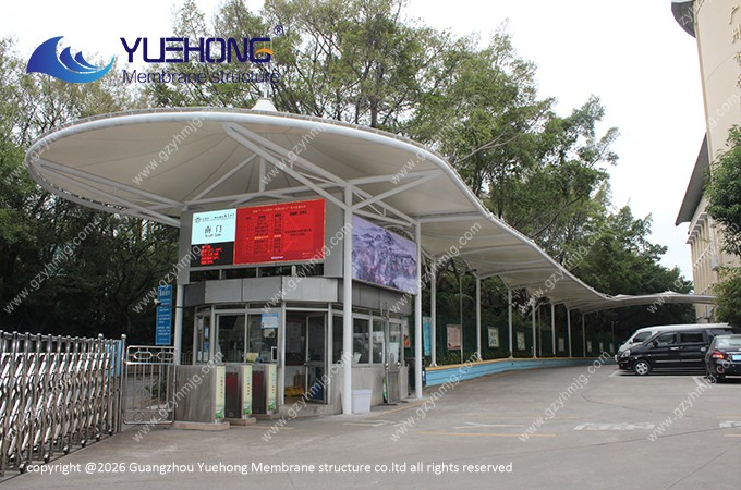 Toldo de sombra con estructura de membrana para un instituto de secundaria en Guangzhou