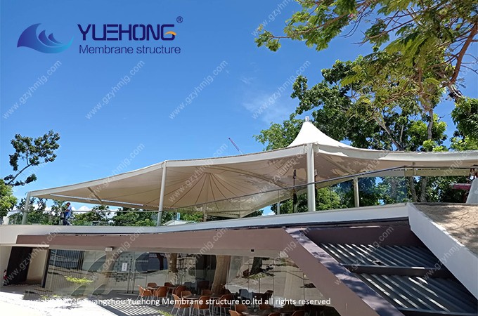 Cubierta de membrana estructural para cafetería al aire libre en Filipinas