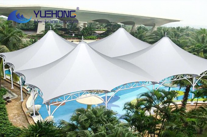 Estructura de membrana para polideportivo de natación