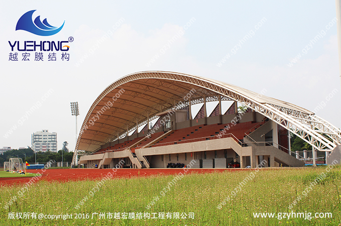 学校操场膜结构看台视频
